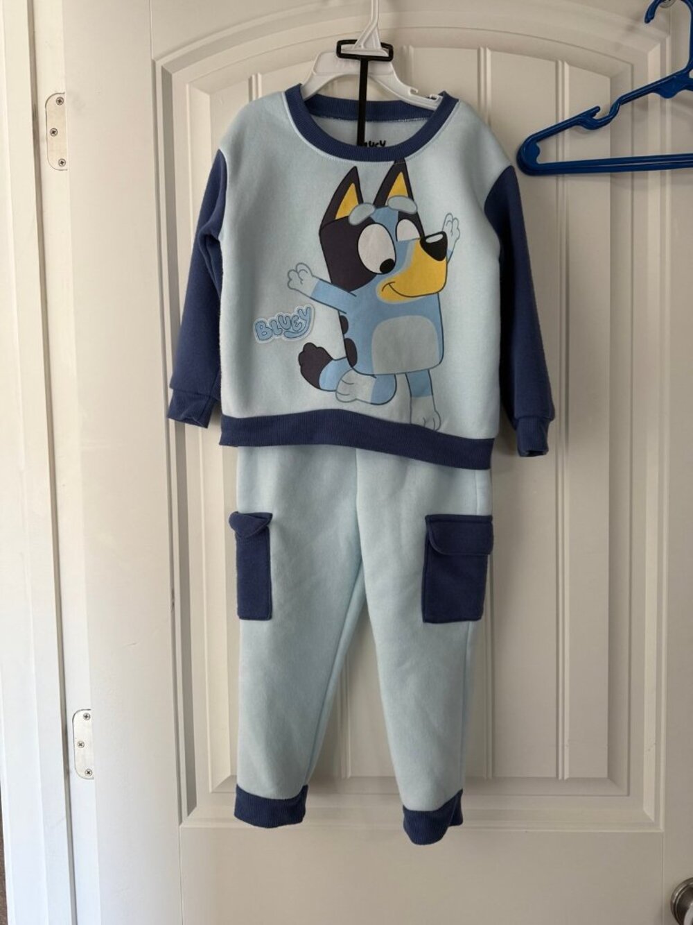 3T boys bluey sweatsuit- light and dark blue - great condition